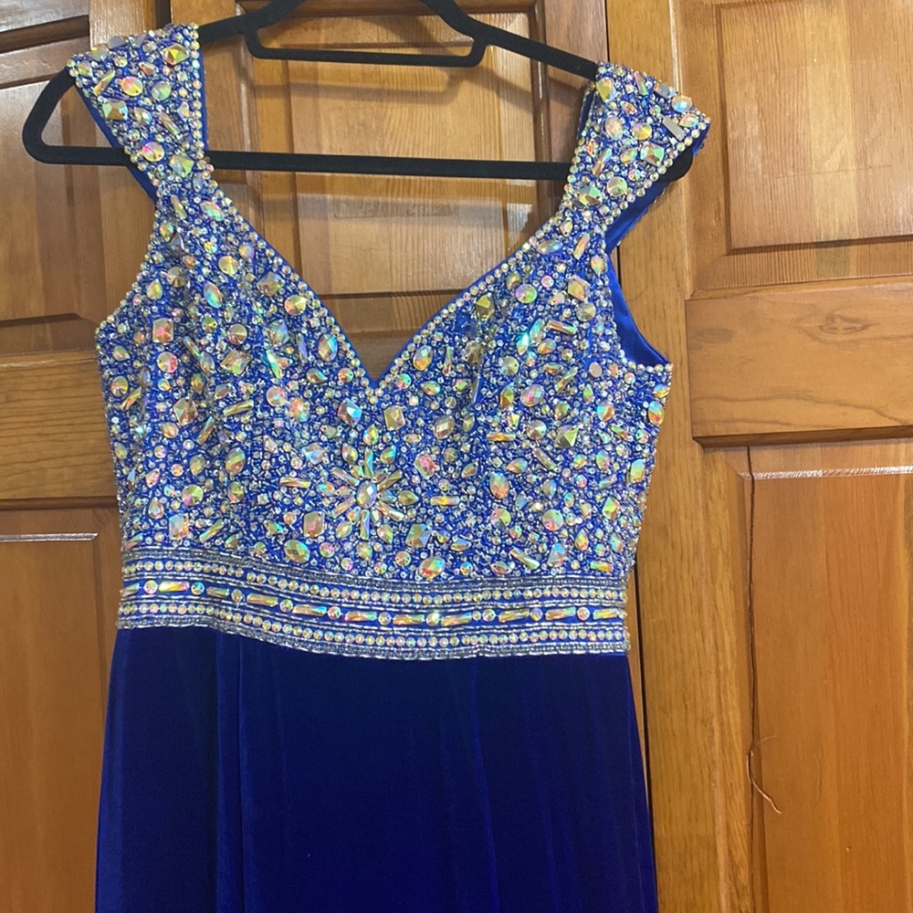 Johnathan  kayne  pageant dress.